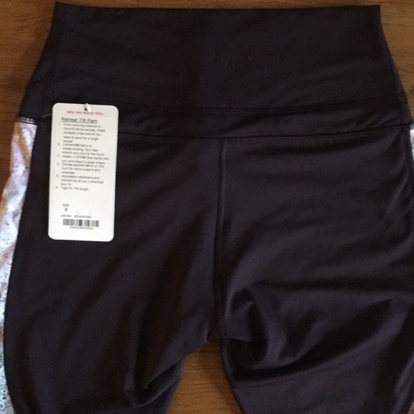 Lululemon crop leggings - Picture 2 of 3